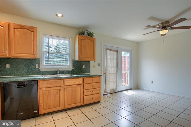 4179 KITTATINNY DR, Mechanicsburg, PA 17050