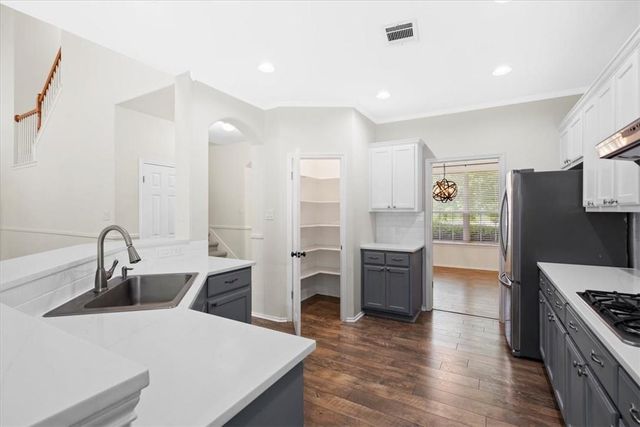 2225 Speidel DR, Pflugerville, TX 78660