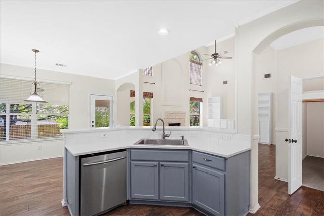 2225 Speidel DR, Pflugerville, TX 78660
