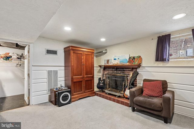 4420 BUTTERWORTH PL NW, Washington, DC 20016