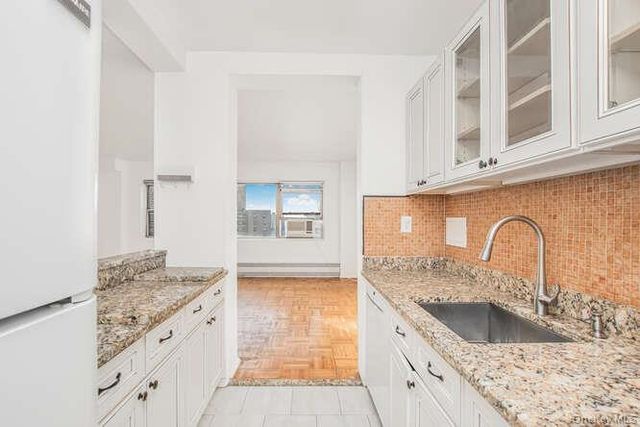 6 Fordham Hill Oval 15F, Bronx, NY 10468