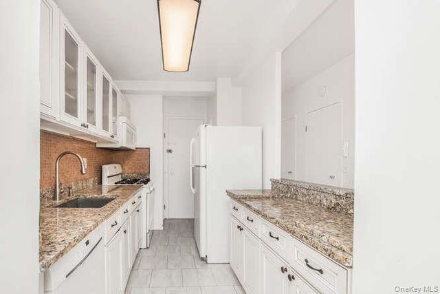 6 Fordham Hill Oval 15F, Bronx, NY 10468