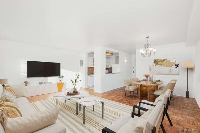 6 Fordham Hill Oval 15F, Bronx, NY 10468