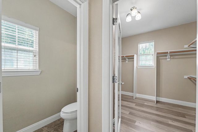 1223 E Springer Dr, Turlock, CA 95382