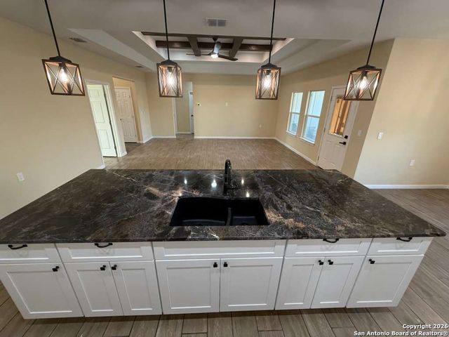 48 Grey Fox, Poteet, TX 78065