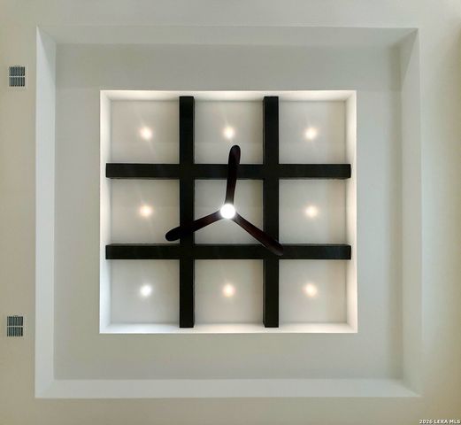 48 Grey Fox, Poteet, TX 78065