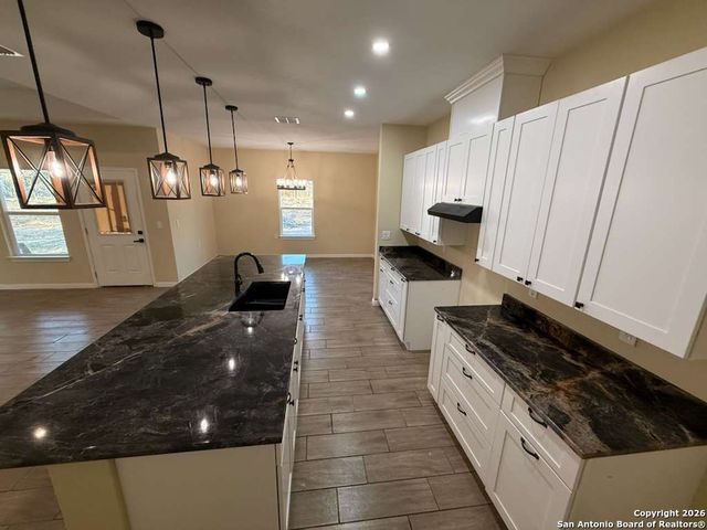 48 Grey Fox, Poteet, TX 78065