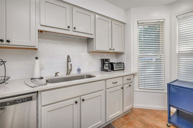 1495 Wood Ave, St Simons Island, GA 31522