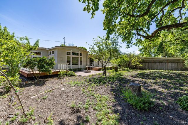 473 Verano Ave, Sonoma, CA 95476