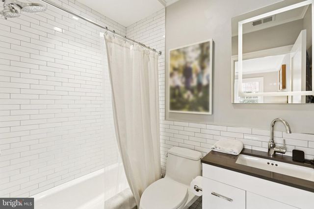 1724 34TH ST NW, Washington, DC 20007