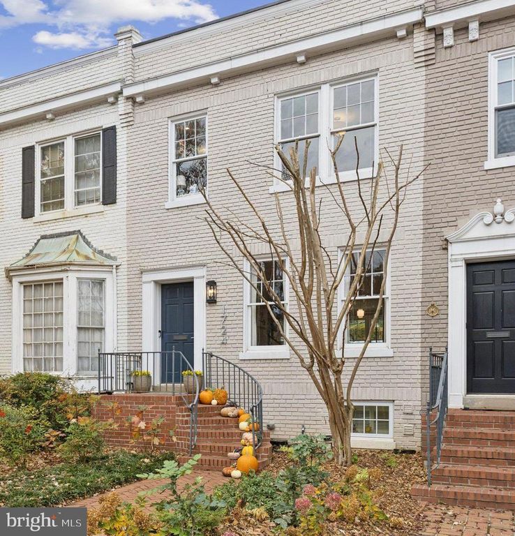 1724 34TH ST NW, Washington, DC 20007