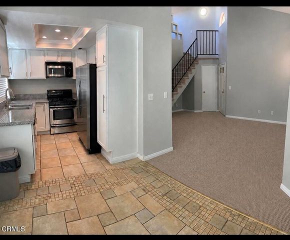 19852 Sandpiper Place 94, Newhall, CA 91321
