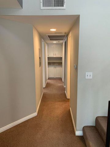 19852 Sandpiper Place 94, Newhall, CA 91321