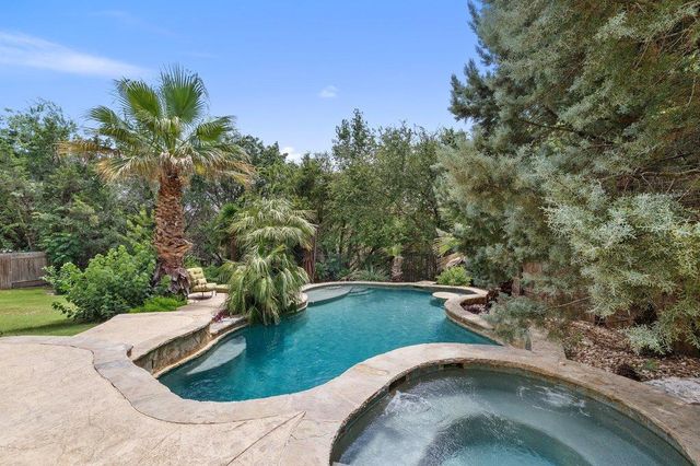 13100 Country Trails LN, Austin, TX 78732