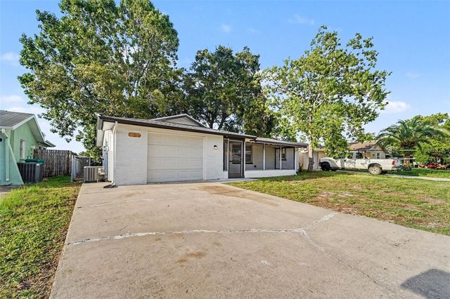 7207 SANDALWOOD DRIVE, Port Richey, FL 34668