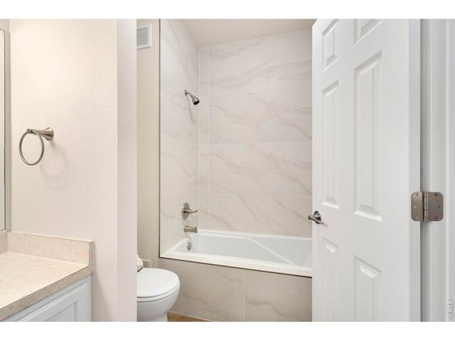 4545 Wheaton Dr E-240, Fort Collins, CO 80525