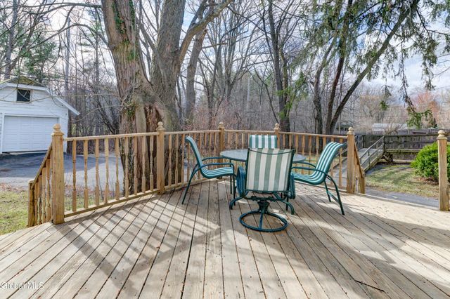 1162 S Country Club Drive, Niskayuna, NY 12309