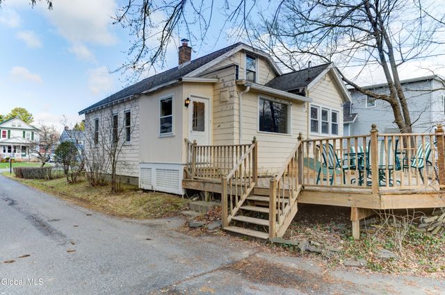 1162 S Country Club Drive, Niskayuna, NY 12309