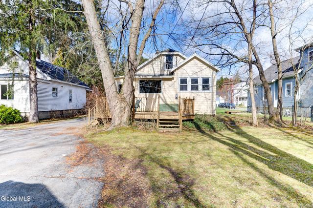 1162 S Country Club Drive, Niskayuna, NY 12309
