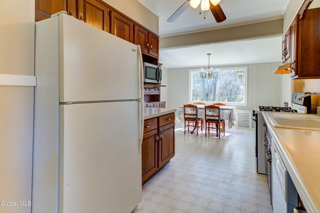 1162 S Country Club Drive, Niskayuna, NY 12309