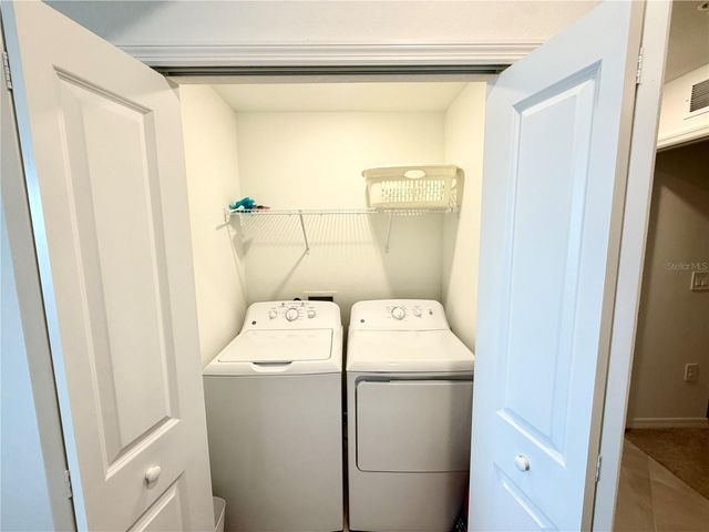 19110 SCALLOP LOOP 302, Lakewood Ranch, FL 34211