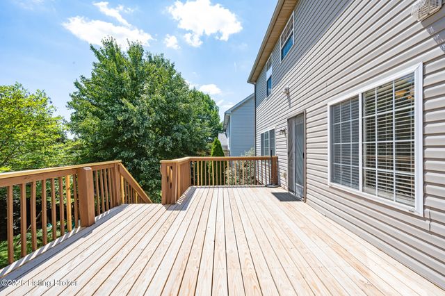 10904 Keene Rd, Louisville, KY 40241
