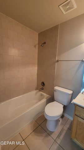 10051 RAILROAD Drive 703, El Paso, TX 79924