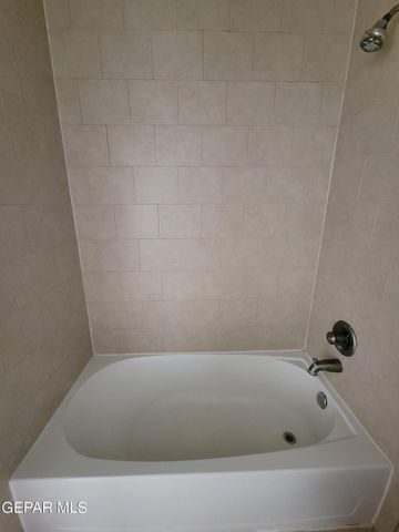 10051 RAILROAD Drive 703, El Paso, TX 79924