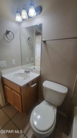 10051 RAILROAD Drive 703, El Paso, TX 79924