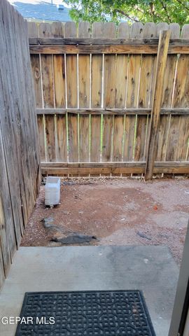 10051 RAILROAD Drive 703, El Paso, TX 79924