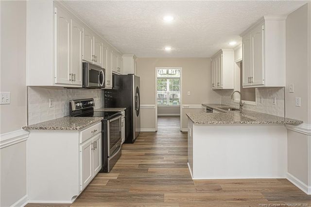 5039 Woodspring Drive, Hope Mills, NC 28348