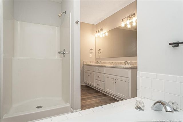 5039 Woodspring Drive, Hope Mills, NC 28348