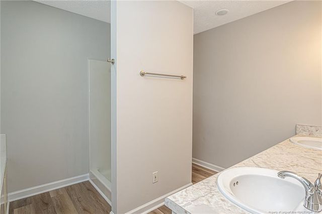 5039 Woodspring Drive, Hope Mills, NC 28348