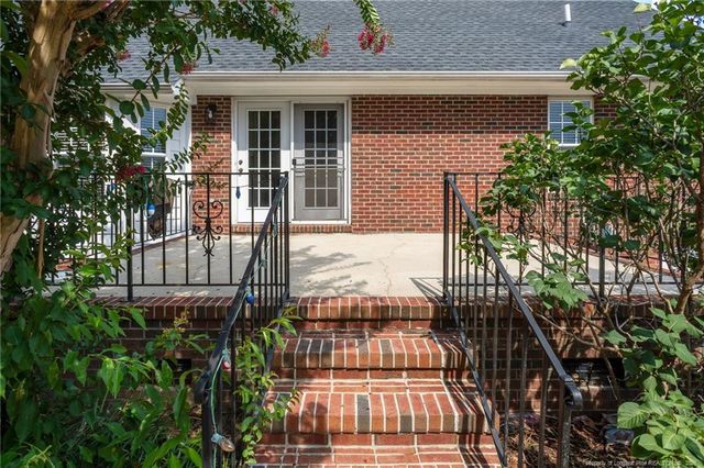 5039 Woodspring Drive, Hope Mills, NC 28348