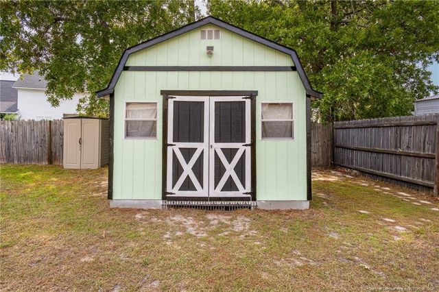 5039 Woodspring Drive, Hope Mills, NC 28348