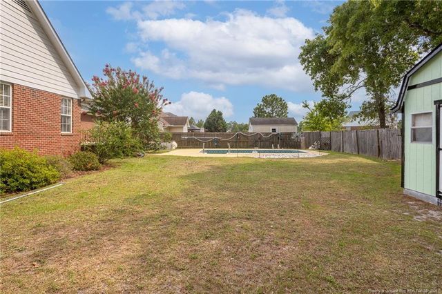 5039 Woodspring Drive, Hope Mills, NC 28348