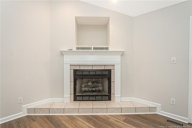 5039 Woodspring Drive, Hope Mills, NC 28348