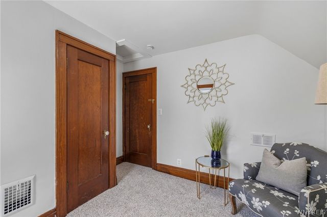 233 82nd Street, Niagara Falls, NY 14304