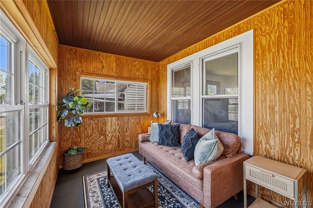 233 82nd Street, Niagara Falls, NY 14304