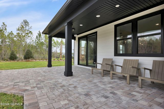 1816 MICKEY Way, Middleburg, FL 32068