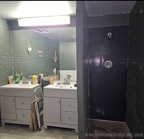 300 E Pine Street East, Drumright, OK 74030