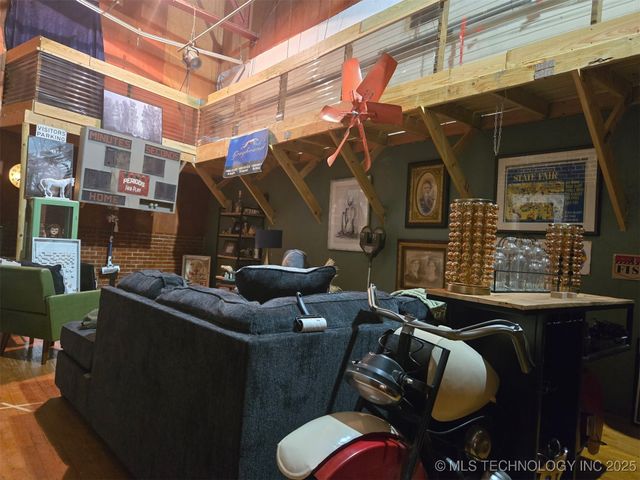 300 E Pine Street East, Drumright, OK 74030