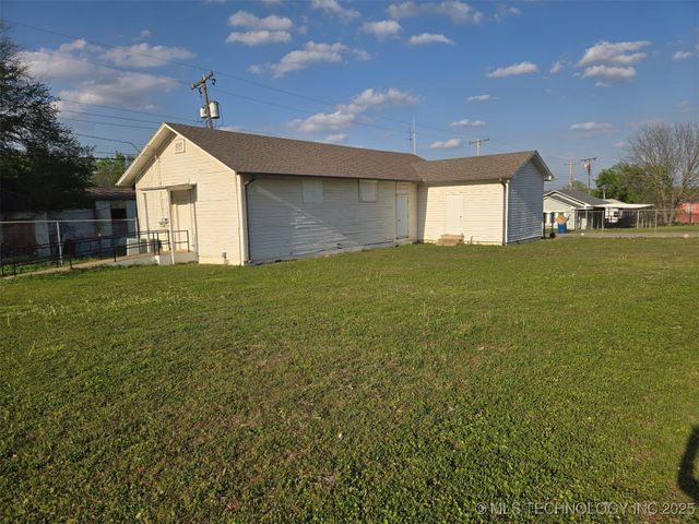 300 E Pine Street East, Drumright, OK 74030