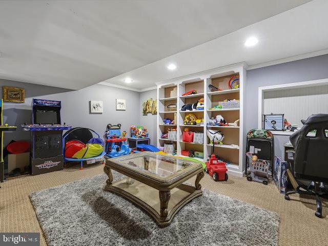 501 STOCKTON DR, Williamstown, NJ 08094