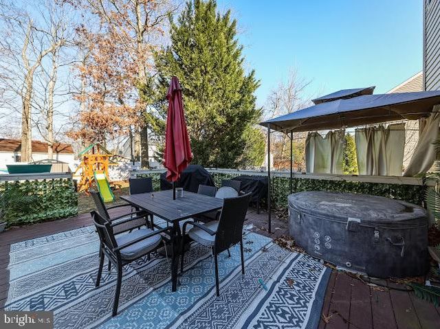 501 STOCKTON DR, Williamstown, NJ 08094