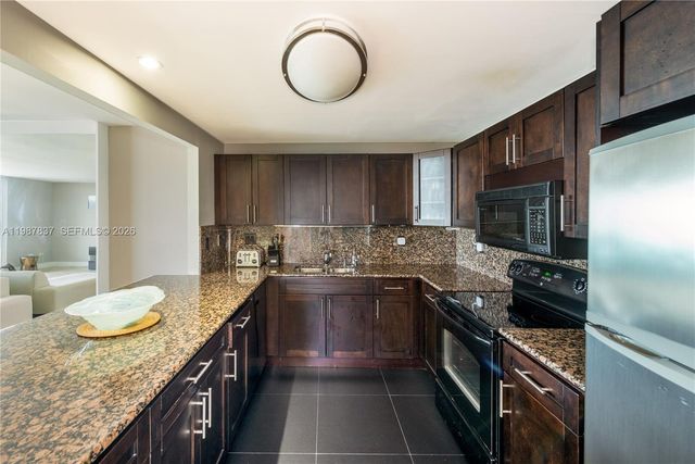 2301 Collins Ave 1009, Miami Beach, FL 33139