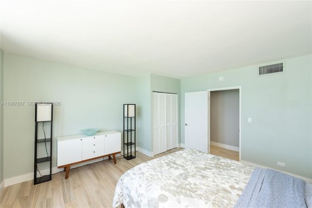 2301 Collins Ave 1009, Miami Beach, FL 33139