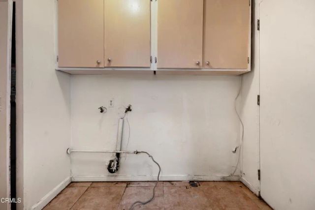 3412 Barham Boulevard, Los Angeles, CA 90068