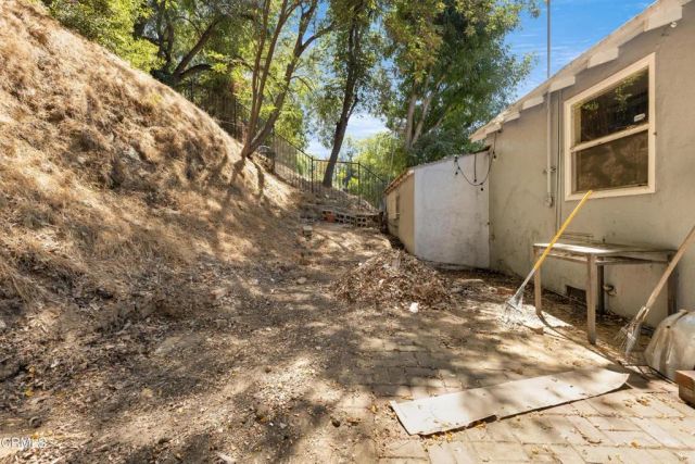 3412 Barham Boulevard, Los Angeles, CA 90068