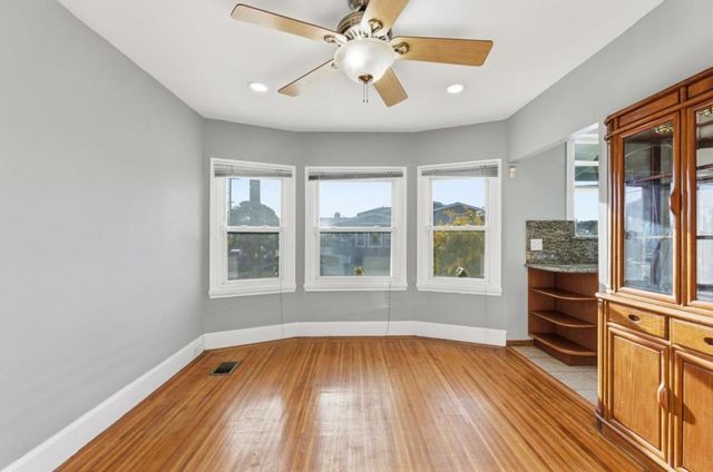 2801 Bartlett Street, Oakland, CA 94602